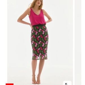 ISO Joseph Ribkoff Pink and Black Floral Pencil Skirt size 12 and/or pink tankxl